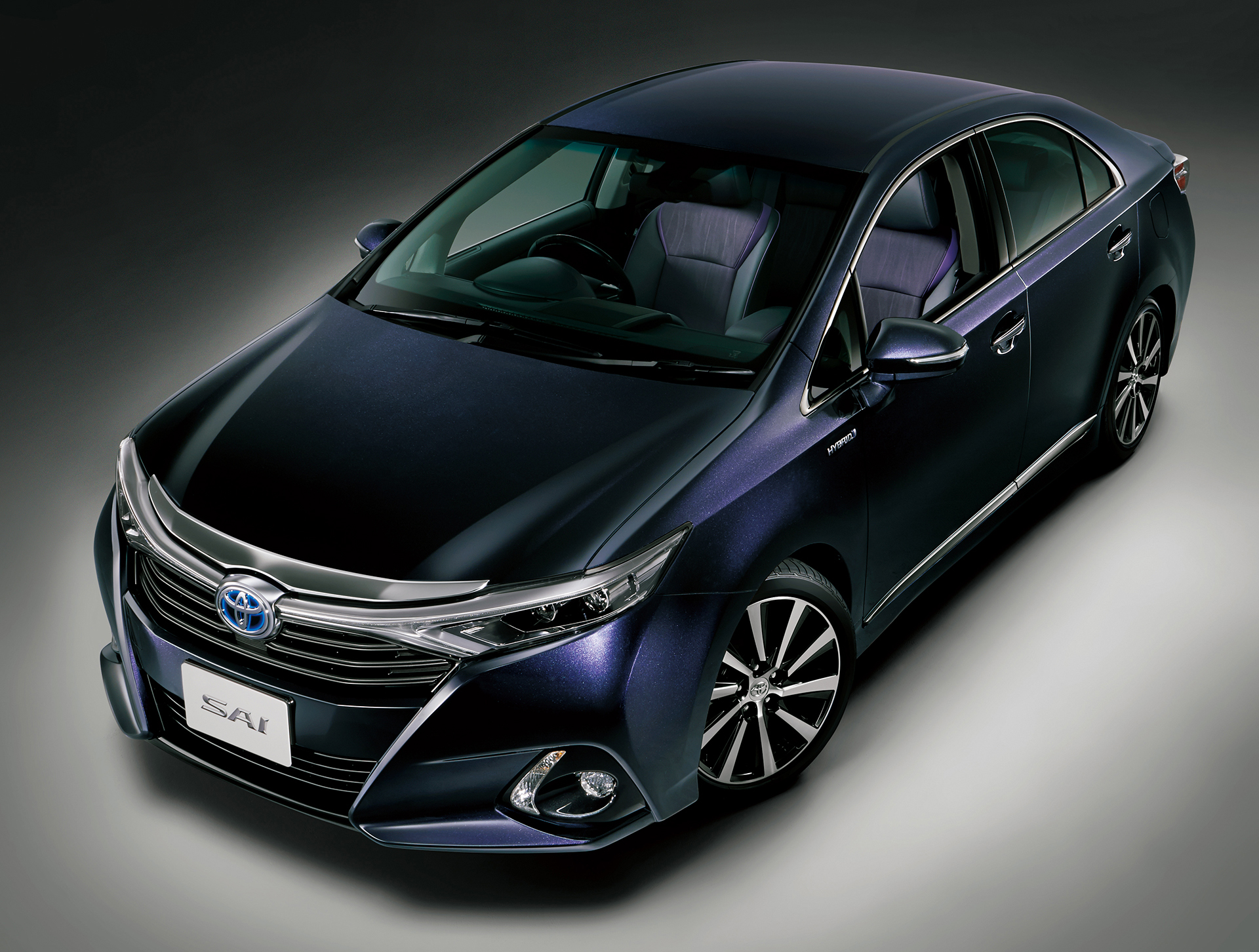 新年式丰田《toyota sai》不必遮阳擦防晒 首度配备uv