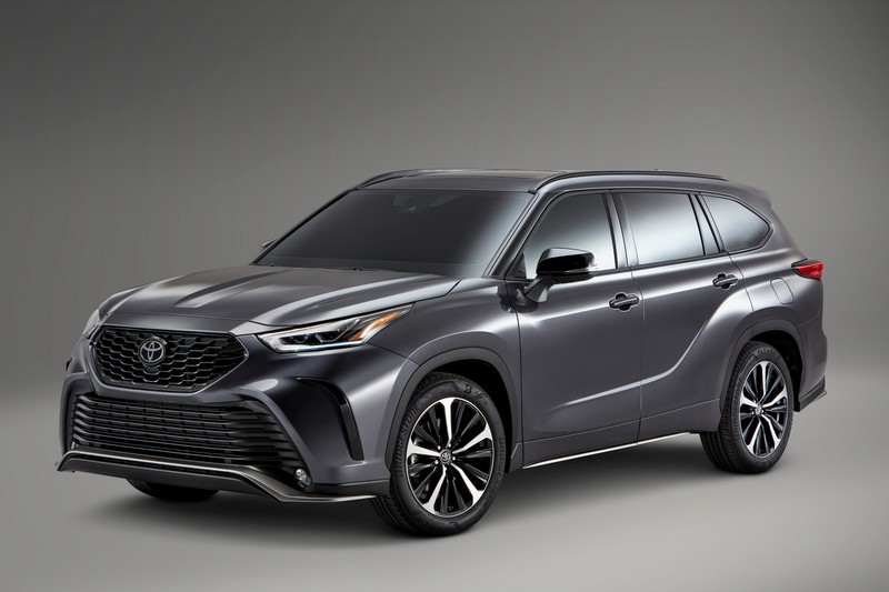 2021年式《toyota highlander》车系首见运动化《se》车型芝加哥霸气
