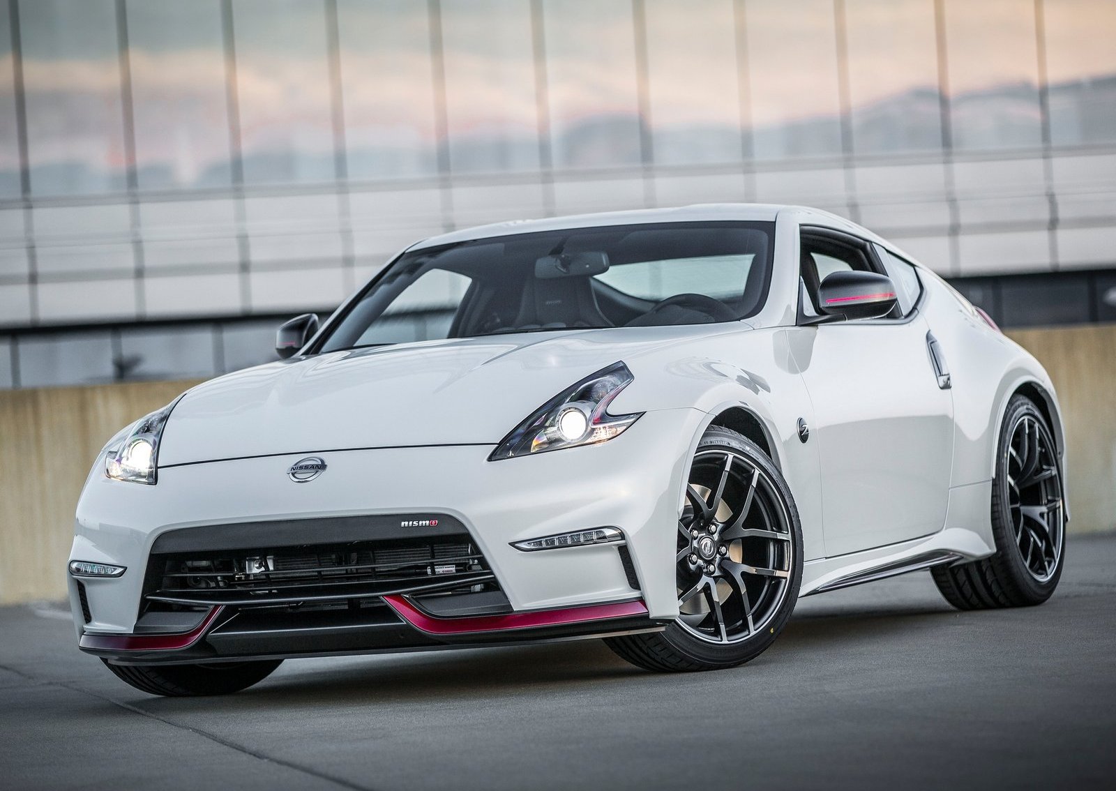 再續風華《Nissan 370Z Nismo》新年式登場 再續風華《Nissan 370Z Nismo》新年式登場