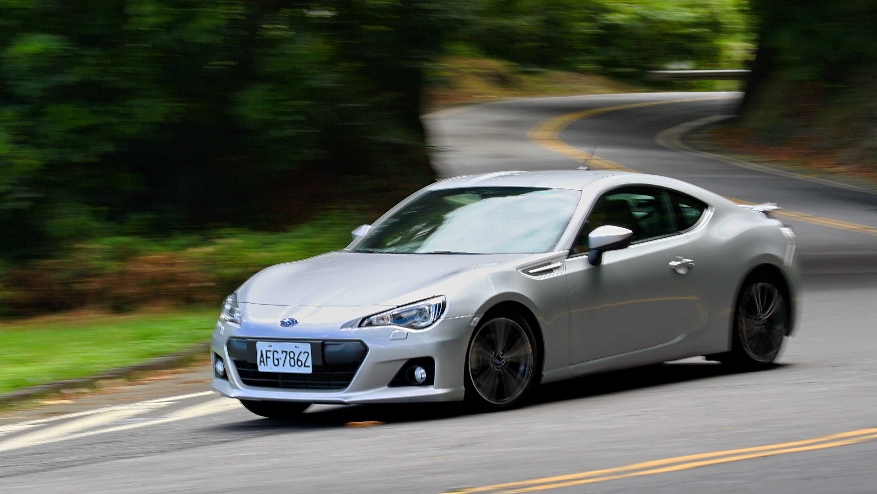Subaru純樂取向小跑車 《BRZ》競速登場~ 【動態速奔】 Subaru純樂取向小跑車 《BRZ》競速登場~ 【動態速奔】