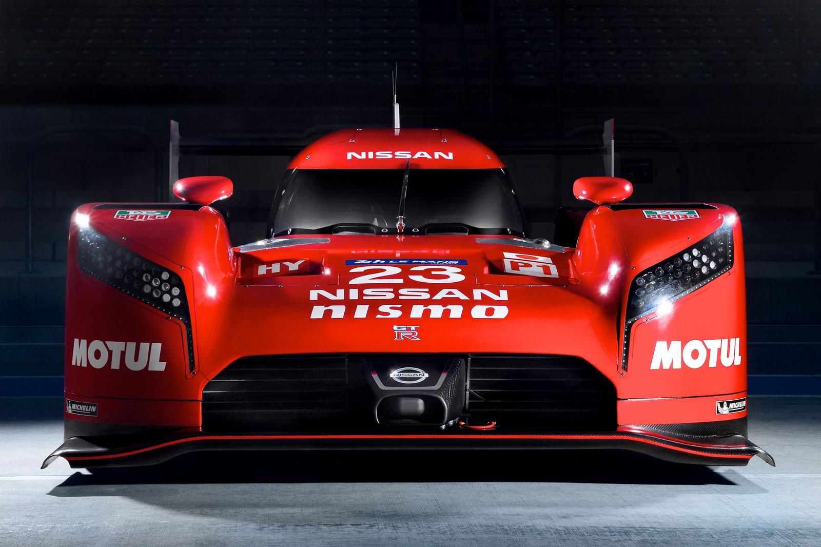 《Nissan GT-R LM NISMO》賽車發表 880kg超輕量化搭配FF設定 《Nissan GT-R LM NISMO》賽車發表 880kg超輕量化搭配FF設定