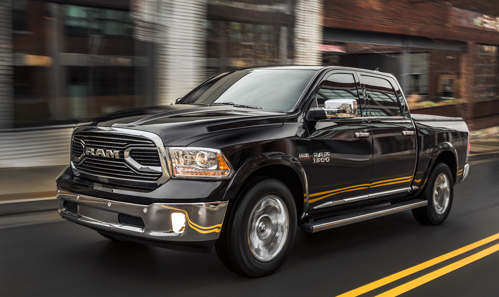 《RAM 1500 Laramie Limited》發表全新粗曠猛獸 再戰Pick Up銷售市場 《RAM 1500 Laramie Limited》發表全新粗曠猛獸 再戰Pick Up銷售市場