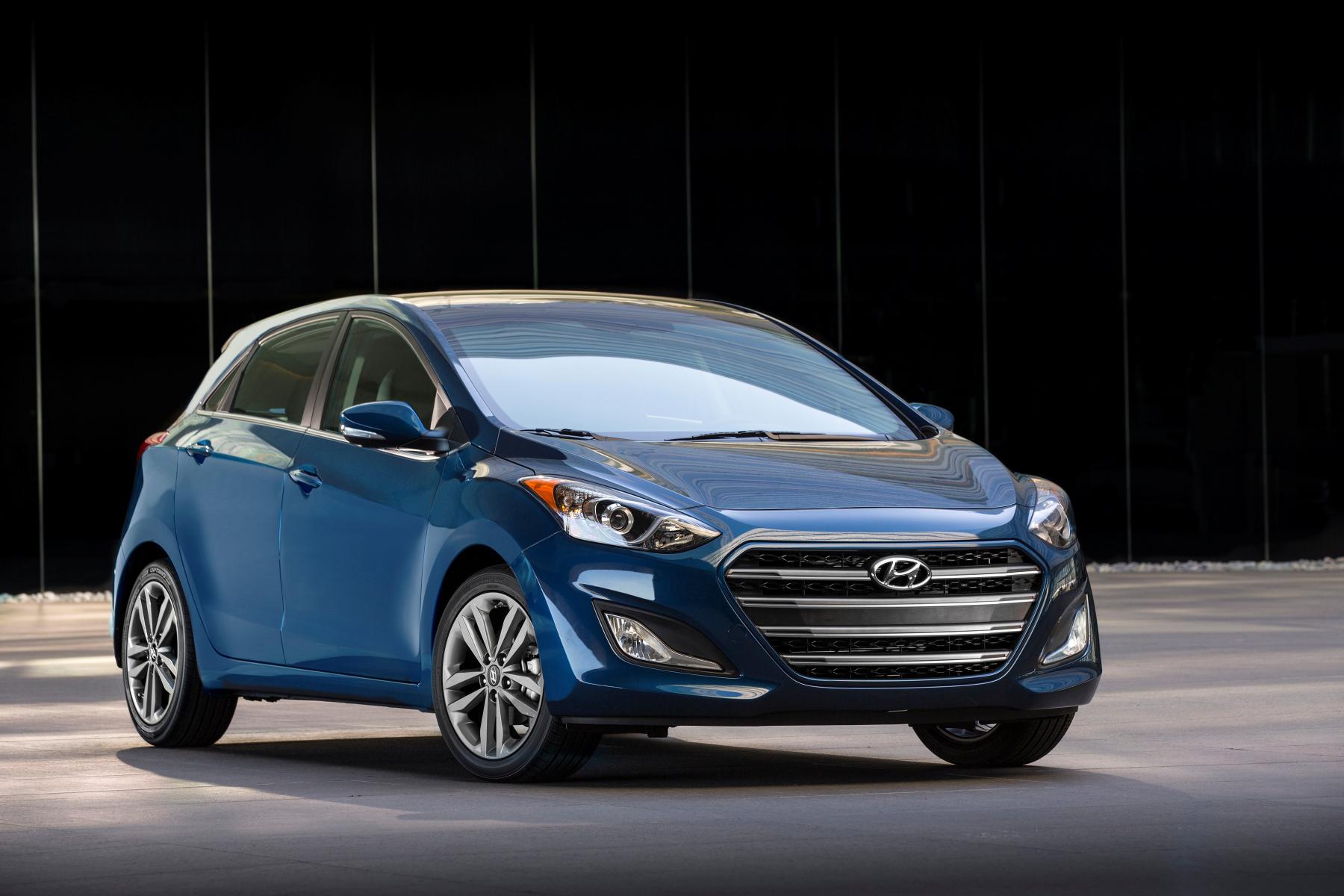 現代《Hyundai Elantra GT》小改款更運動 芝加哥車展登場 現代《Hyundai Elantra GT》小改款更運動 芝加哥車展登場