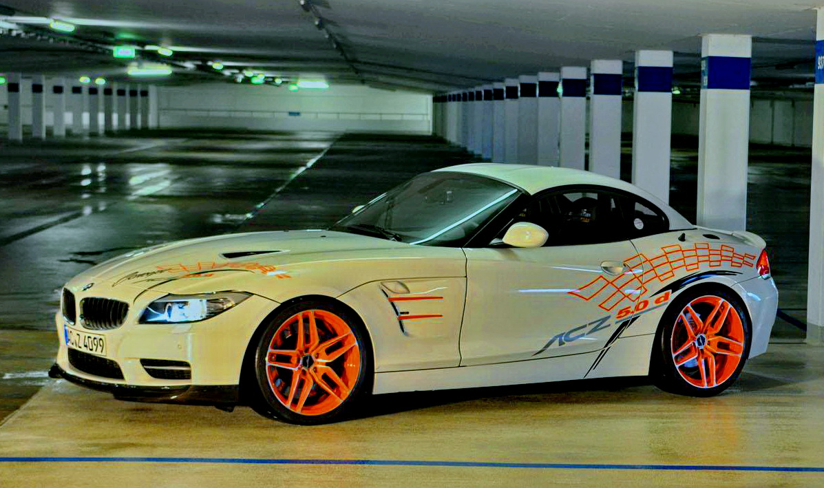 寶馬《BMW Z4》植入3.0升六缸柴油引擎 430hp最強動力不容小視 寶馬《BMW Z4》植入3.0升六缸柴油引擎 430hp最強動力不容小視