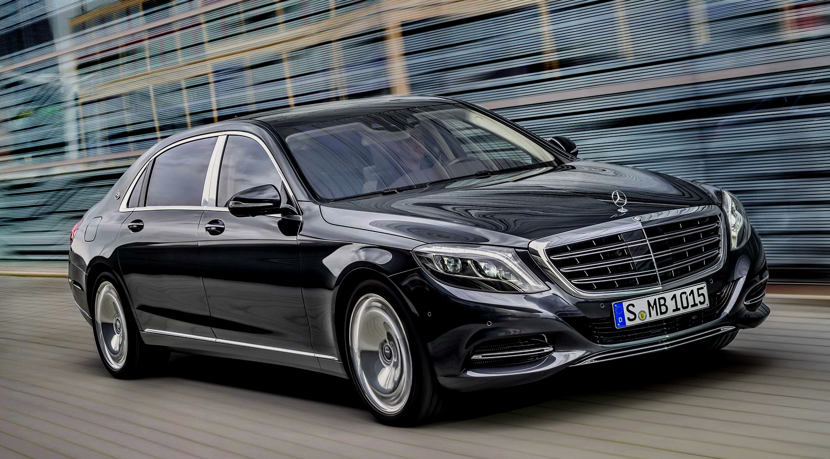 賓士《Mercedes-Maybach S-Class》頂級尊榮享受 將為「經濟救世主」亞太行而準備 賓士《Mercedes-Maybach S-Class》頂級尊榮享受 將為「經濟救世主」亞太行而準備