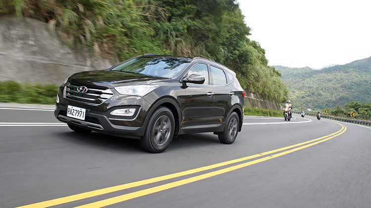 百萬以內國產SUV新選擇 現代《Hyundai Santa Fe》 2.4 GDi汽油入門版試駕心得 百萬以內國產SUV新選擇 現代《Hyundai Santa Fe》 2.4 GDi汽油入門版試駕心得