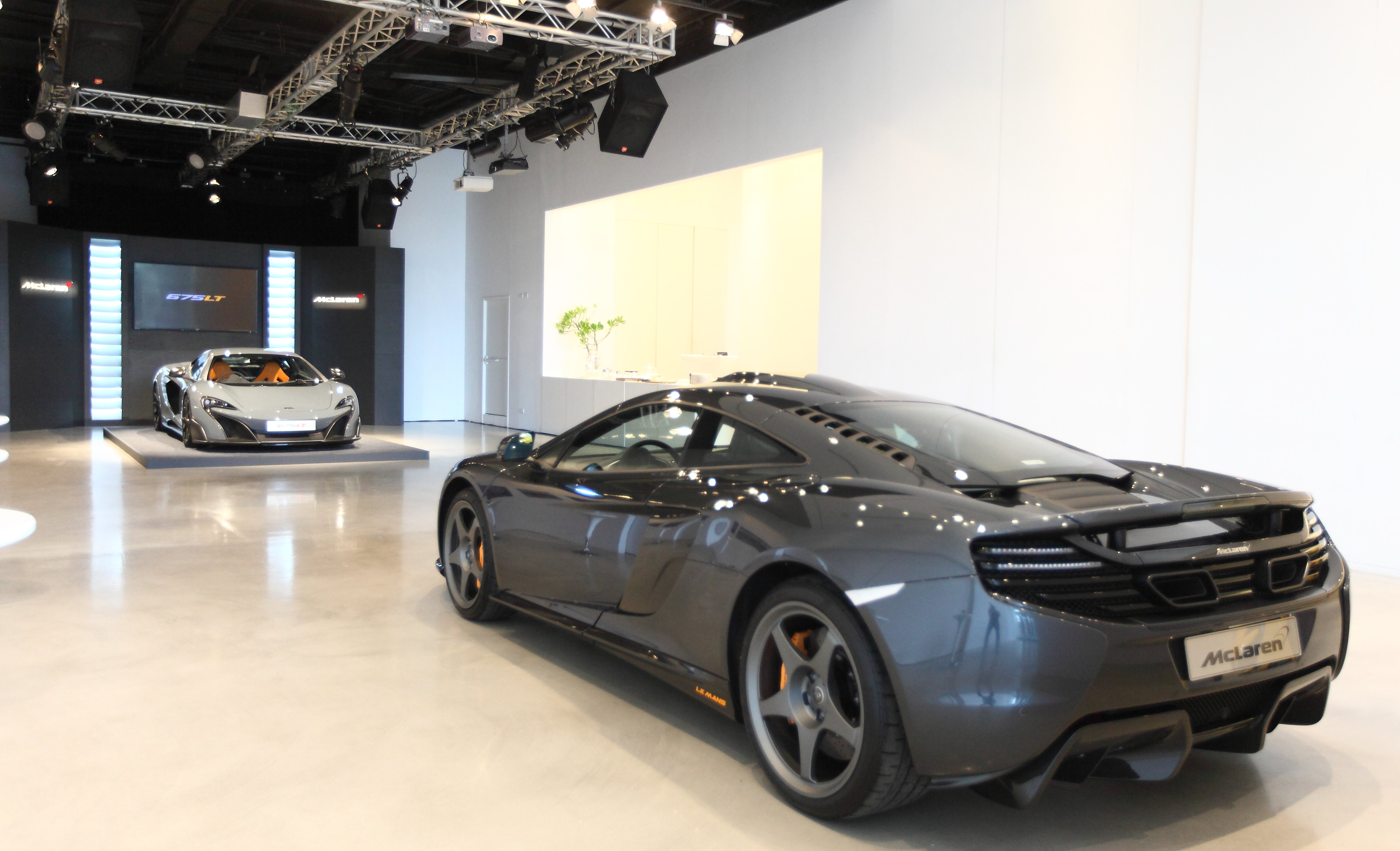 向經典致敬 麥拉倫《McLaren 675LT》在台限量發表 《650S Le Mans》冠軍紀念車連袂登場| 國王車訊 KingAutos