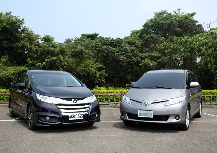 Honda Odyssey v.s Toyota Previa 誰能滿足家人胃口?