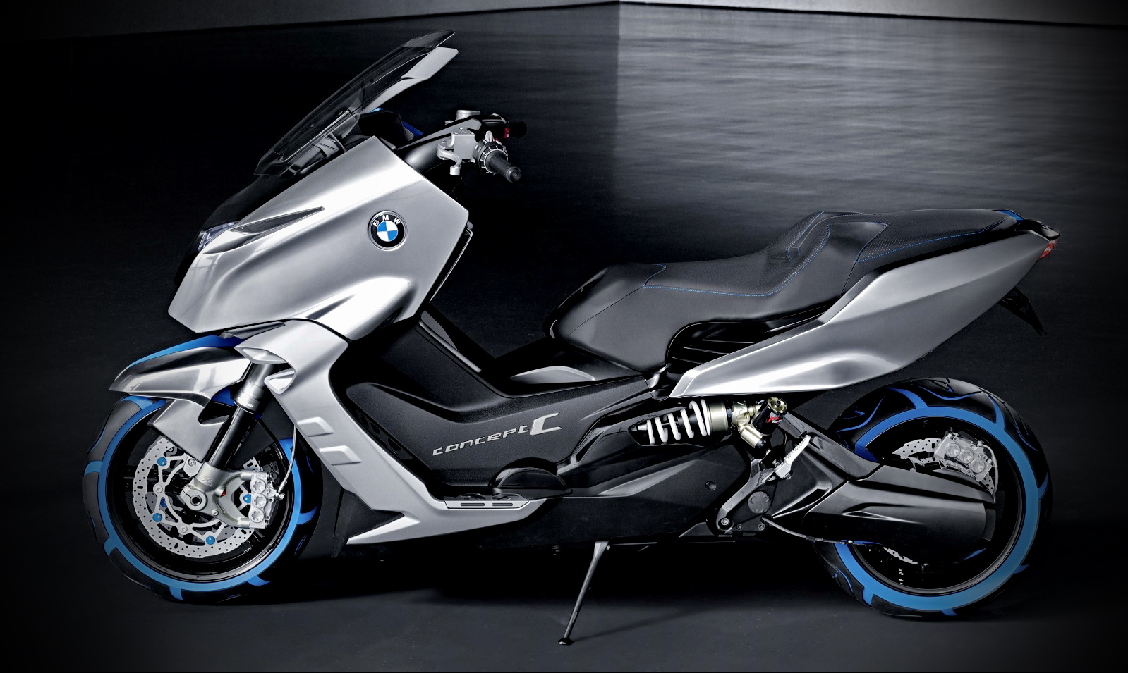 寶馬《BMW Motorrad》又將推出新款大型速克達? 疑似原廠設計稿意外曝光 寶馬《BMW Motorrad》又將推出新款大型速克達? 疑似原廠設計稿意外曝光