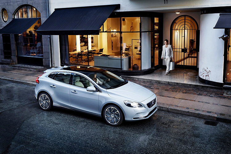 首搭1.5升Drive-E引擎 《Volvo V40 T3》135萬元起登臺開賣 首搭1.5升Drive-E引擎 《Volvo V40 T3》135萬元起登臺開賣