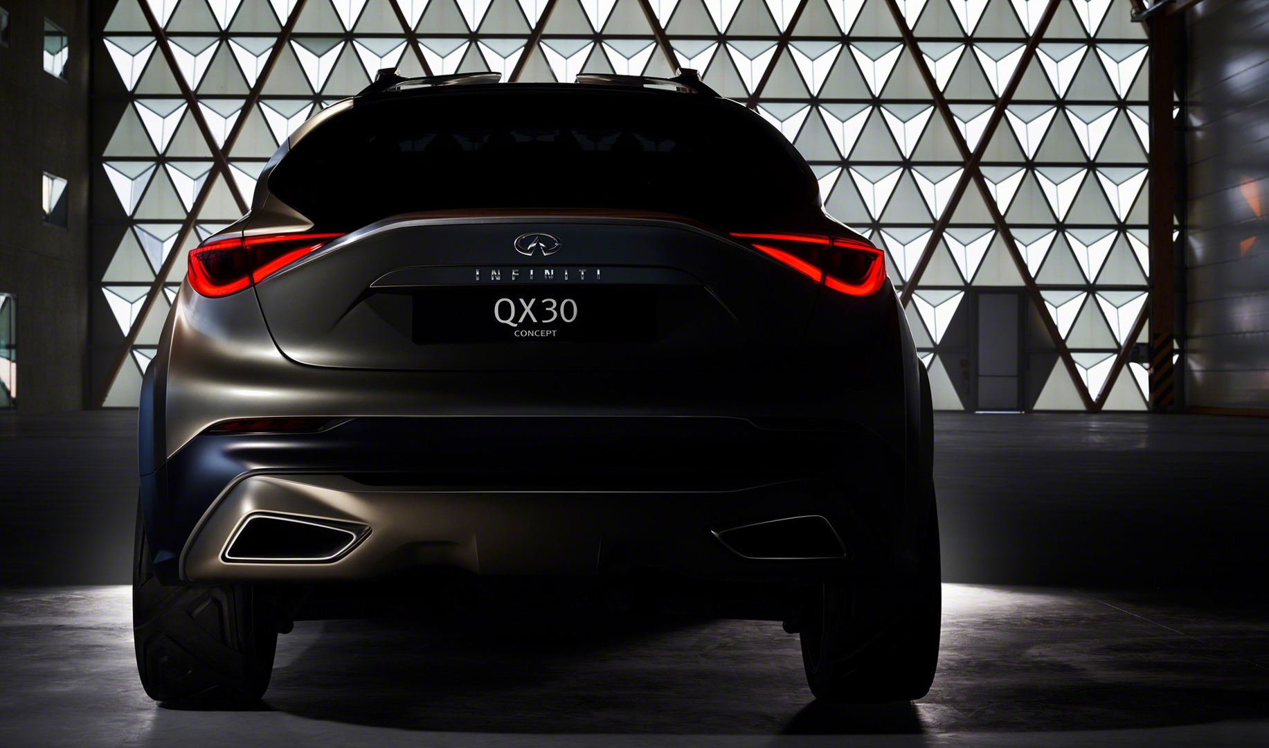 好戲在後頭!Q30跨界兄弟《Infiniti QX30》量產版預告將現身年底洛杉磯車展 好戲在後頭!Q30跨界兄弟《Infiniti QX30》量產版預告將現身年底洛杉磯車展