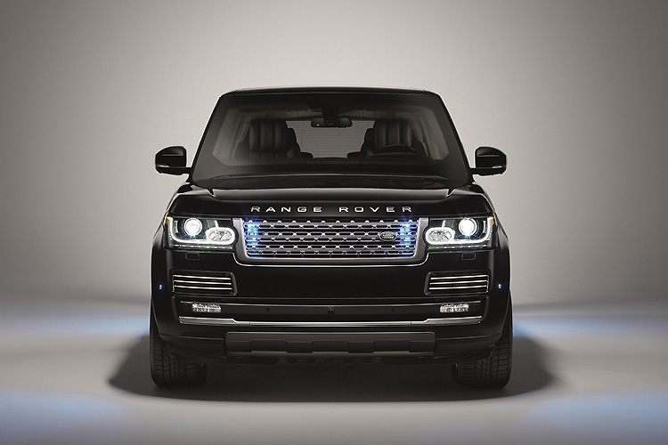 AK47也打不穿!《Range Rover Sentinel》防彈車現身亮相 AK47也打不穿!《Range Rover Sentinel》防彈車現身亮相