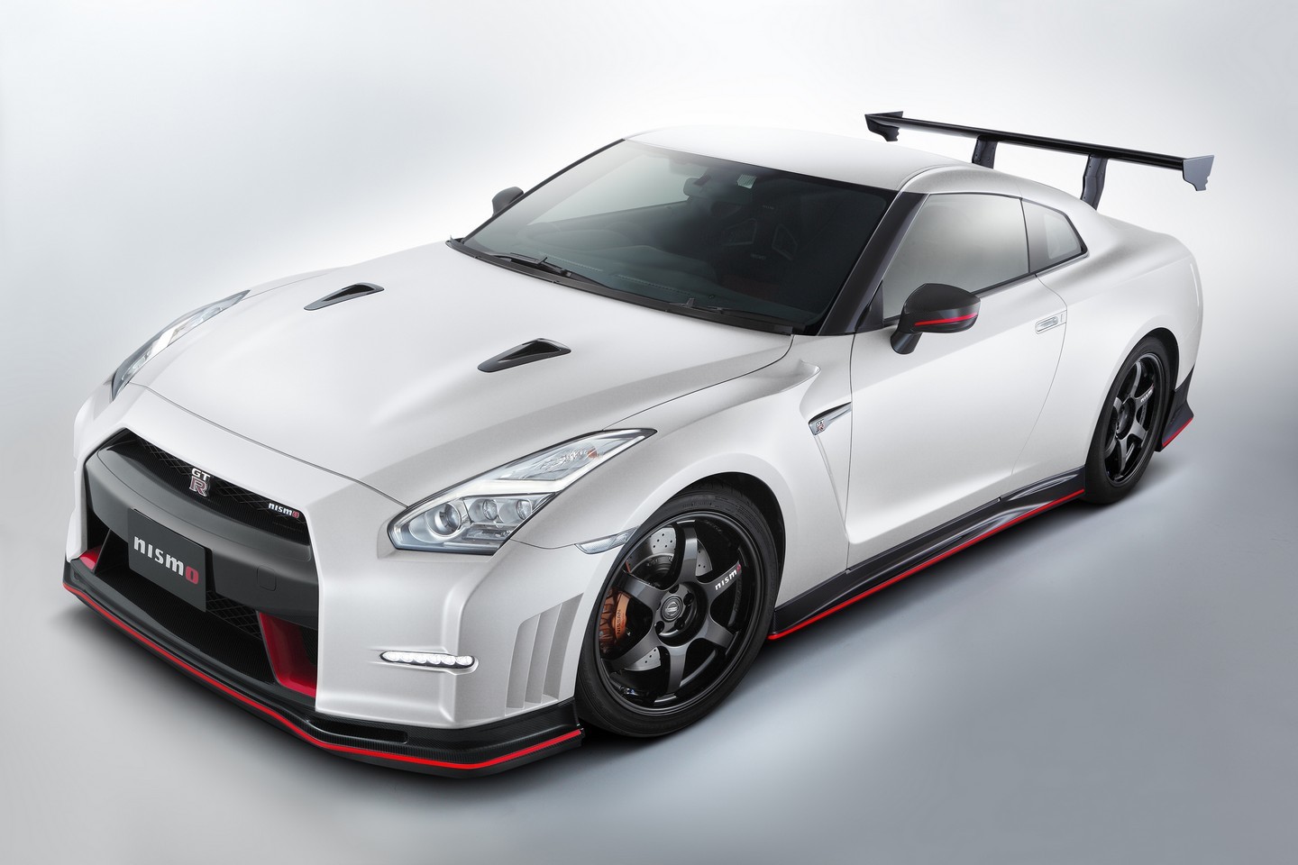 再披紐柏林最速戰袍 新年式《Nissan GT-R Nismo N-Attack Package》確定現身SEMA北美改裝展 再披紐柏林最速戰袍 新年式《Nissan GT-R Nismo N-Attack Package》確定現身SEMA北美改裝展