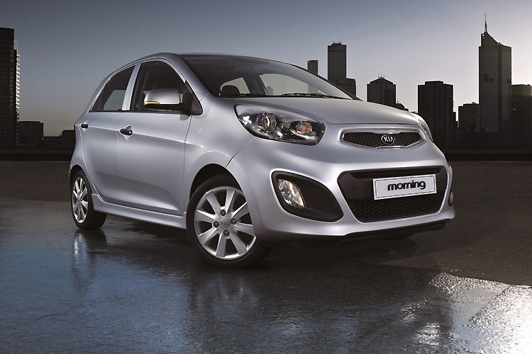 Kia Carens 69.9萬元限量入主、買Morning送Rimowa持續放送 Kia Carens 69.9萬元限量入主、買Morning送Rimowa持續放送