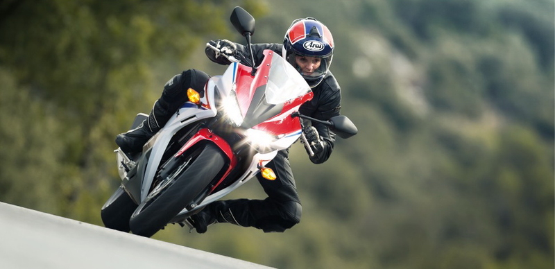 全面武裝!2016年式《Honda CBR500R》預定第二季上市 全面武裝!2016年式《Honda CBR500R》預定第二季上市