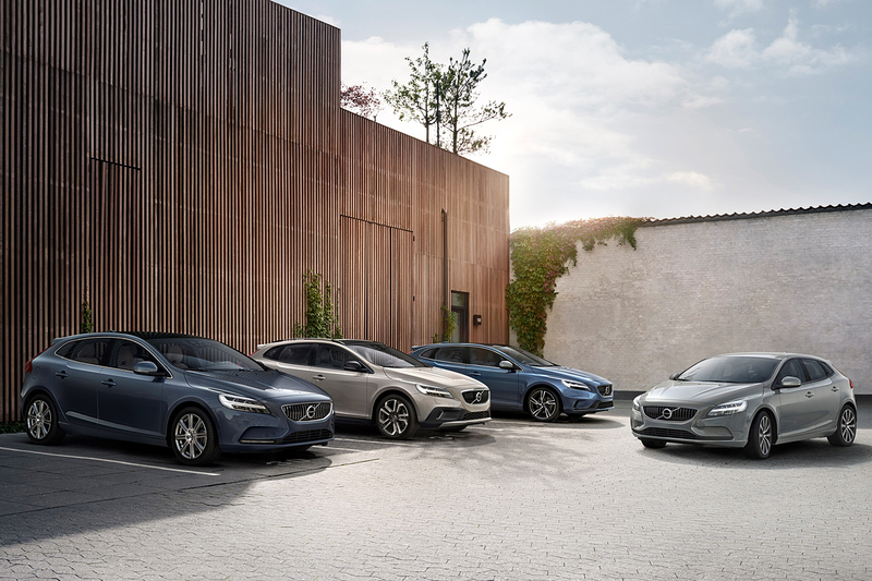 臺灣預計第四季開賣 小改款《Volvo V40》日內瓦車展前夕曝光 臺灣預計第四季開賣 小改款《Volvo V40》日內瓦車展前夕曝光