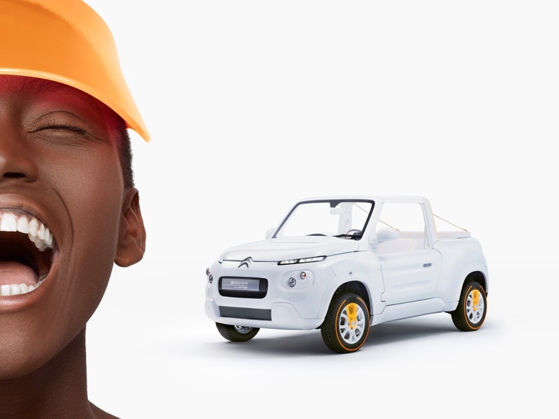 戀白潔癖者絕對崩潰!《Citroën》與《Courrèges》聯手打造純白越野時尚 戀白潔癖者絕對崩潰!《Citroën》與《Courrèges》聯手打造純白越野時尚
