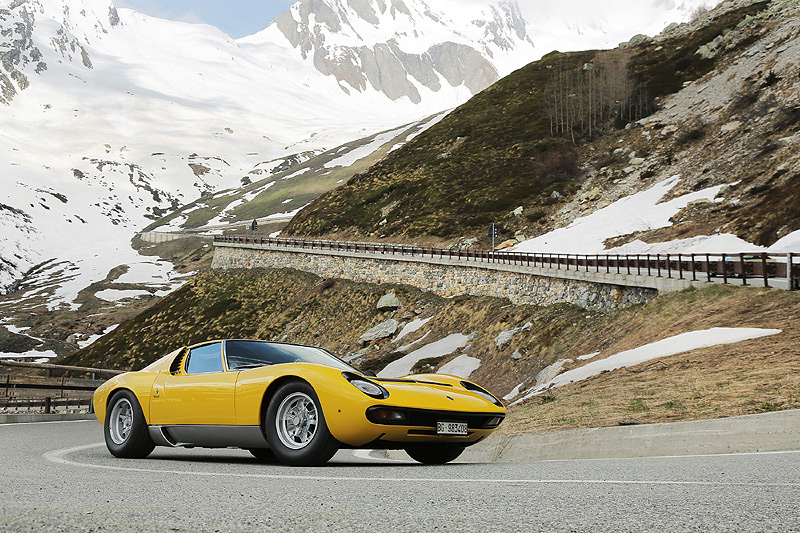 問世50週年慶 《Lamborghini Miura》重返1969年電影取景公路奔馳 問世50週年慶 《Lamborghini Miura》重返1969年電影取景公路奔馳