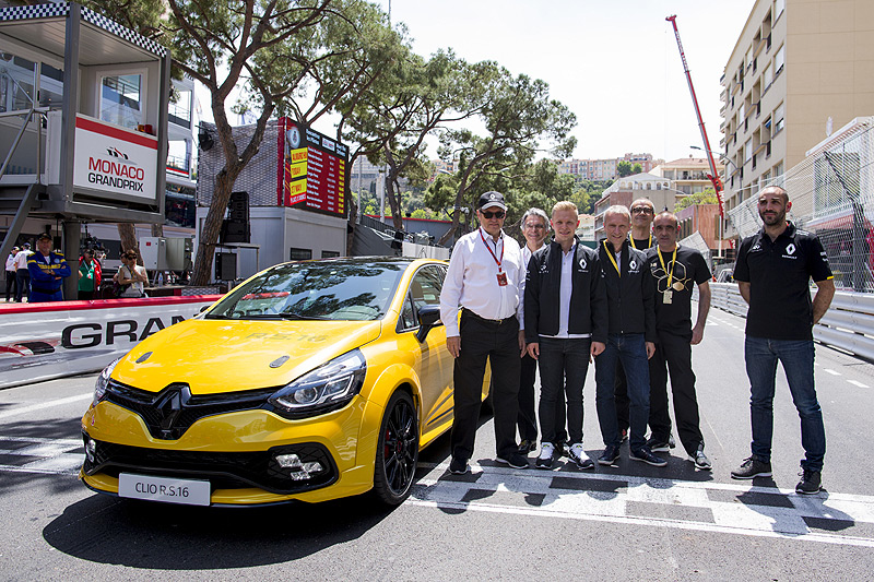 品牌40週年紀念作 《Renault Clio R.S.16》攻佔摩納哥街道 品牌40週年紀念作 《Renault Clio R.S.16》攻佔摩納哥街道