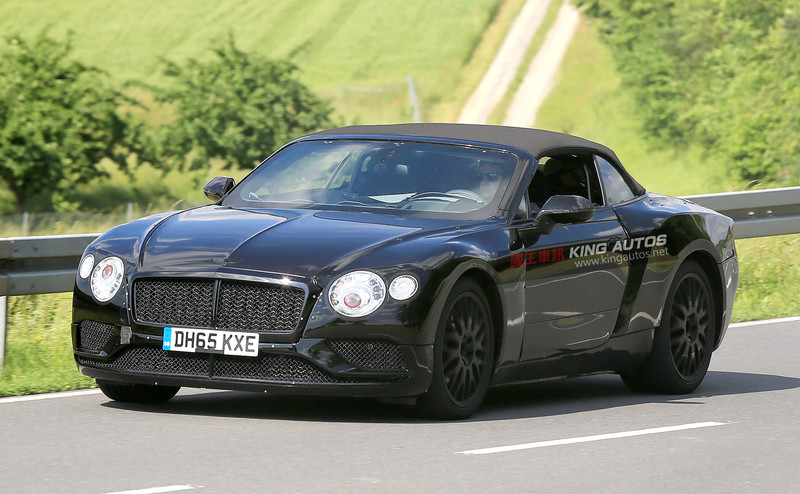 向EXP 10 Speed 6概念車看齊? 新一代《Bentley Continental GT Convertible》偽裝車驚艷現身 向EXP 10 Speed 6概念車看齊? 新一代《Bentley Continental GT Convertible》偽裝車驚艷現身