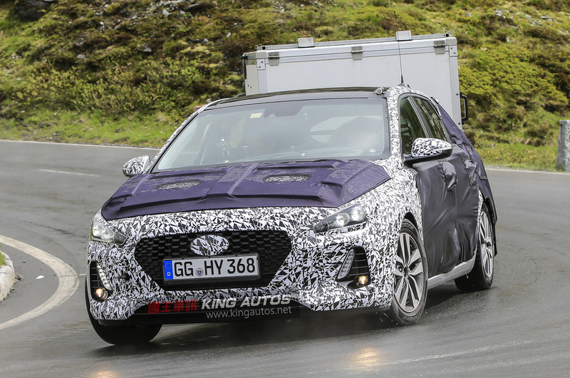 新一代《Hyundai i30 / Elantra GT》偽裝車揭露改款消息 《i30 N》性能鋼砲現身有譜 新一代《Hyundai i30 / Elantra GT》偽裝車揭露改款消息 《i30 N》性能鋼砲現身有譜