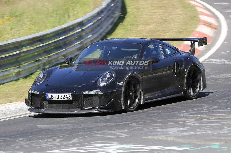 最強選手出場暖身 全新保時捷《Porsche 911 GT2》預計今年內登板 最強選手出場暖身 全新保時捷《Porsche 911 GT2》預計今年內登板