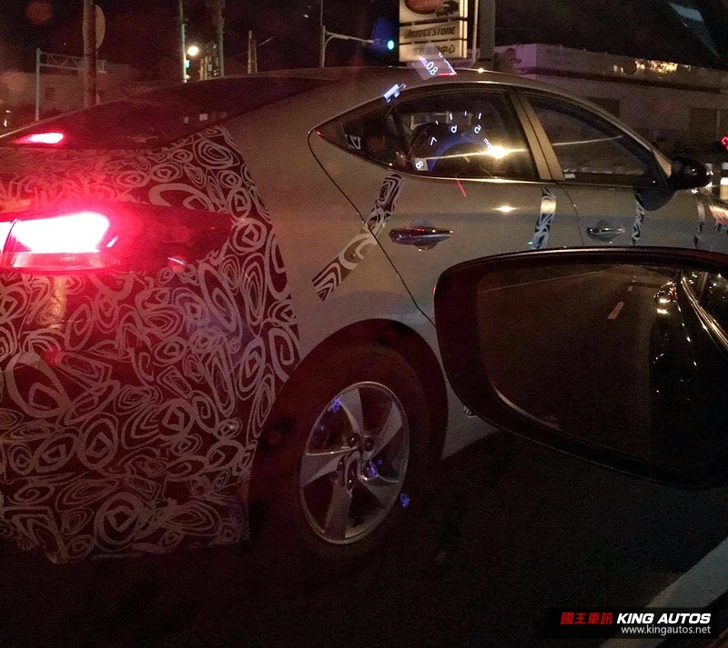 新一代《Hyundai Elantra》測試車臺灣捕獲!預計2017年第二季開賣 新一代《Hyundai Elantra》測試車臺灣捕獲!預計2017年第二季開賣
