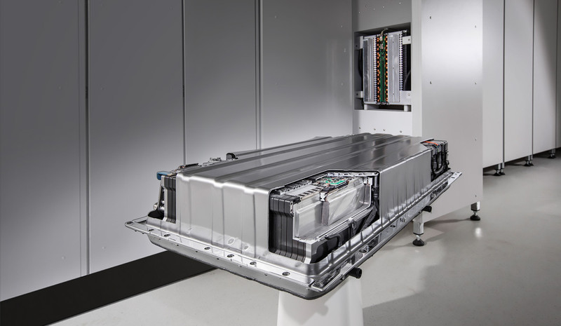 全力投入電動車市場 《Mercedes-Benz》鋰電池工廠正式動工