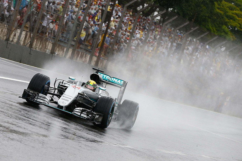 《Mercedes AMG Petronas F1 Team》大雨中豪奪巴西站冠亞軍 年度車手冠軍最終站決定 《Mercedes AMG Petronas F1 Team》大雨中豪奪巴西站冠亞軍 年度車手冠軍最終站決定