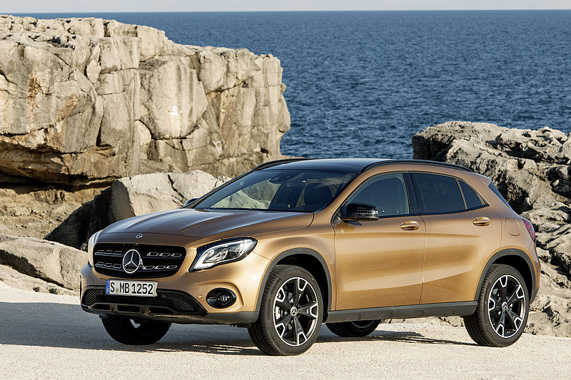 星芒小跨界換新裝 小改款《Mercedes-Benz GLA》預料今年第三季導入臺灣市場 星芒小跨界換新裝 小改款《Mercedes-Benz GLA》預料今年第三季導入臺灣市場