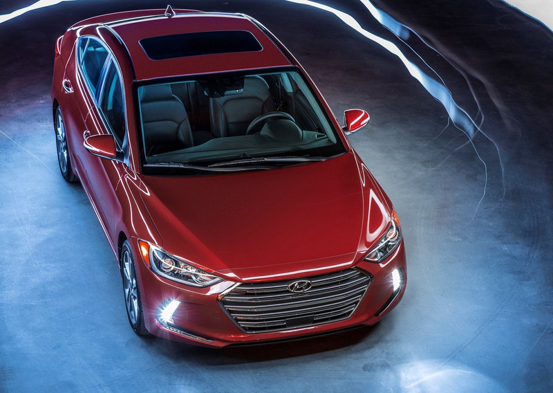 大改款《Hyundai Elantra》三月發表《Elantra Sport、Ioniq Hybrid、G80、G90》隨後導入 大改款《Hyundai Elantra》三月發表《Elantra Sport、Ioniq Hybrid、G80、G90》隨後導入
