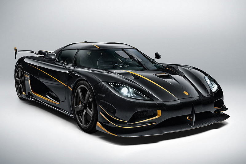 24K金箔上身展現奢華氣息 獨一無二《Koenigsegg Agera RS Gryphon》亮相 24K金箔上身展現奢華氣息 獨一無二《Koenigsegg Agera RS Gryphon》亮相