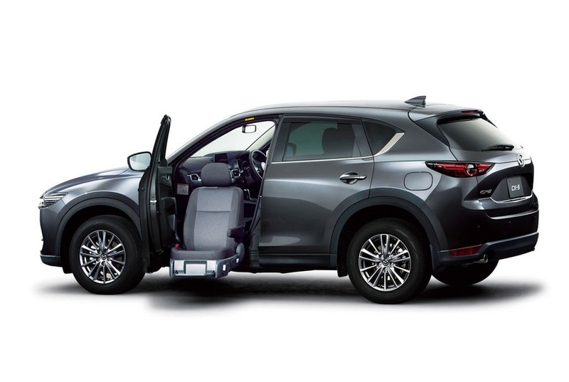 滿足高齡及身障人士需求 新一代《Mazda CX-5》副手座福祉車日本開賣 滿足高齡及身障人士需求 新一代《Mazda CX-5》副手座福祉車日本開賣