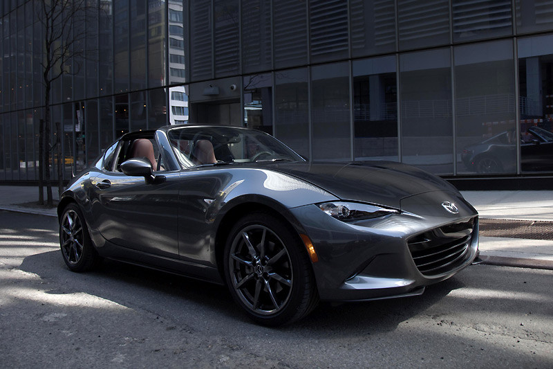 享受敞篷樂趣不必花大錢 《Mazda MX-5 RF》一車包辦所有渴望 享受敞篷樂趣不必花大錢 《Mazda MX-5 RF》一車包辦所有渴望