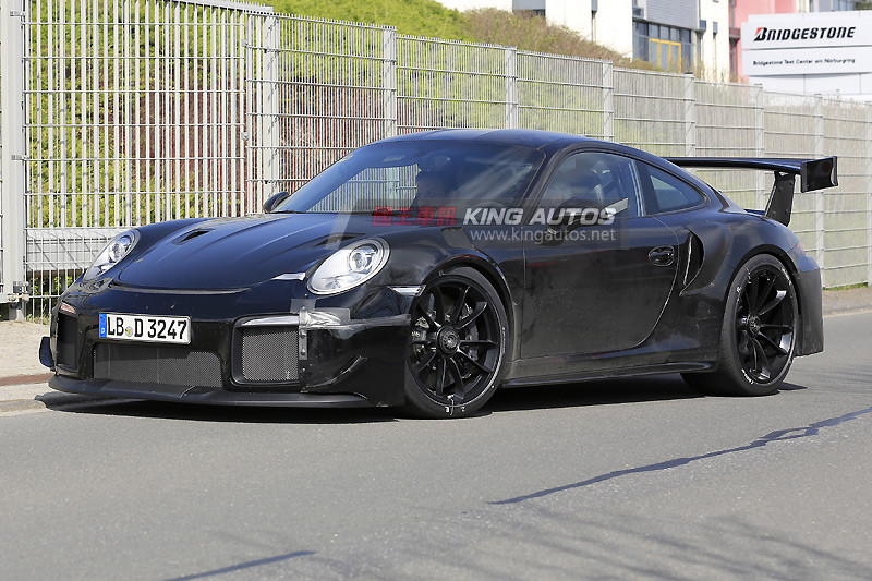Type 991最強衍生車種準量產版 Porsche 911 Gt2 現身nurburgring 國王車訊kingautos