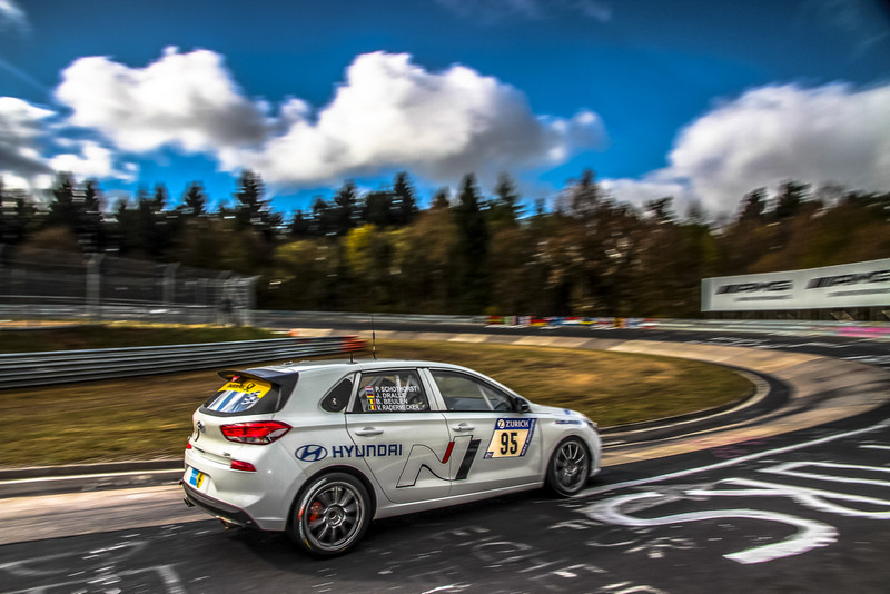 最終試煉 《Hyundai》派出《i30 N》參加Nürburgring 24小時耐久賽 最終試煉 《Hyundai》派出《i30 N》參加Nürburgring 24小時耐久賽