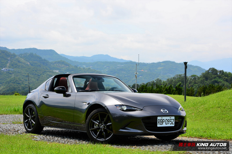 喚起心中玩樂慾望─《Mazda MX-5 RF》試駕體驗 喚起心中玩樂慾望─《Mazda MX-5 RF》試駕體驗