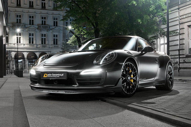 打造暗黑騎士風格 auto-Dynamics操刀《Porsche 911 Turbo S》釋放700hp豪力 打造暗黑騎士風格 auto-Dynamics操刀《Porsche 911 Turbo S》釋放700hp豪力