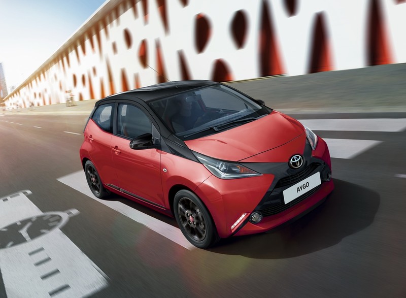 活潑跳色年輕入門車 《Toyota Aygo X-Cite》特仕車型英國開賣 活潑跳色年輕入門車 《Toyota Aygo X-Cite》特仕車型英國開賣