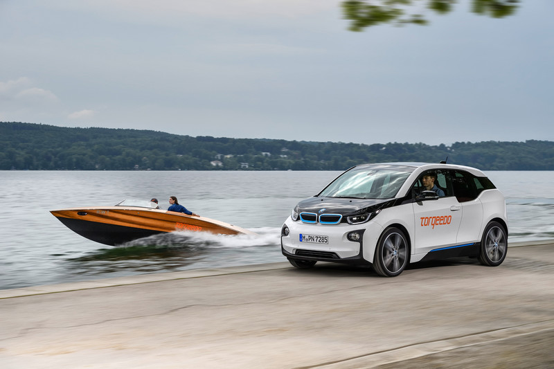水陸共享電動技術 《BMW》將《i3》電池模組移轉至電動快艇 水陸共享電動技術 《BMW》將《i3》電池模組移轉至電動快艇