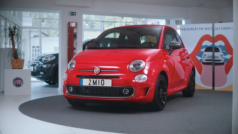 現行《Fiat 500》第200萬輛新車正式交付德國買家 現行《Fiat 500》第200萬輛新車正式交付德國買家