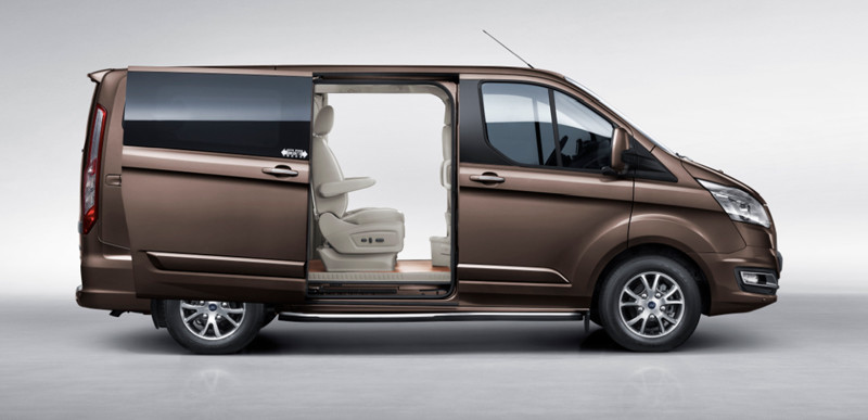 陸上商務艙《Ford Tourneo》中國市場途睿歐車系新旗艦登場 陸上商務艙《Ford Tourneo》中國市場途睿歐車系新旗艦登場