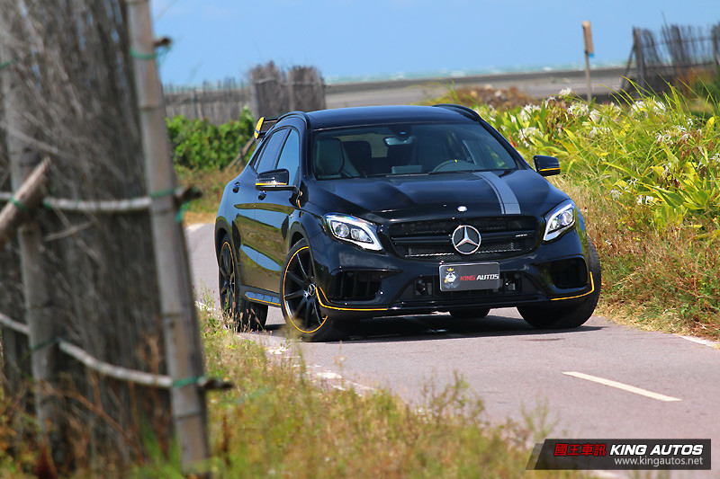 以掠奪目光為先 ─《Mercedes-AMG GLA 45 Yellow Night Edition》就對年輕人的味! 以掠奪目光為先 ─《Mercedes-AMG GLA 45 Yellow Night Edition》就對年輕人的味!