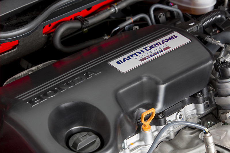全新《1.6 i-DTEC》引擎進駐 歐規十代《Honda Civic》首度提供柴油動力選項 全新《1.6 i-DTEC》引擎進駐 歐規十代《Honda Civic》首度提供柴油動力選項