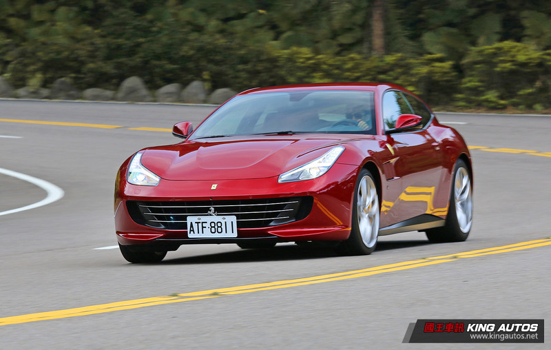 感受喘息與脈動─《Ferrari GTC4Lusso T》試駕報導 感受喘息與脈動─《Ferrari GTC4Lusso T》試駕報導