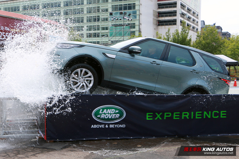 維持預售價 《Land Rover Discovery》4車型349萬元起登陸臺灣 維持預售價 《Land Rover Discovery》4車型349萬元起登陸臺灣