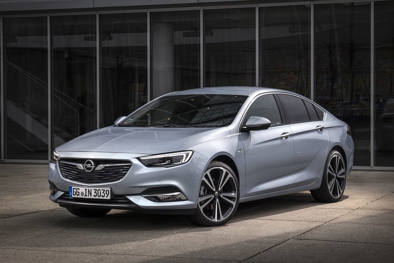《Opel Insignia》全新2.0升BiTurbo旗艦柴油動力報到 《Opel Insignia》全新2.0升BiTurbo旗艦柴油動力報到