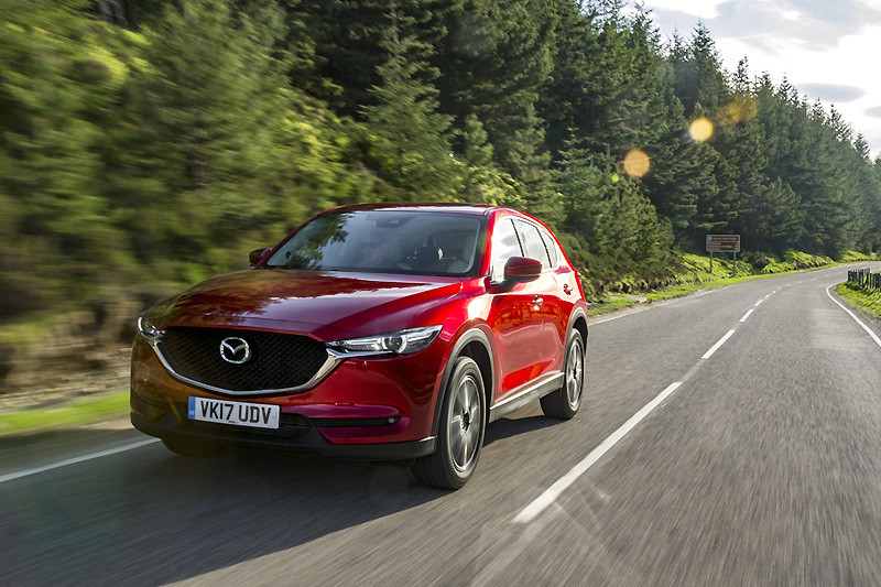 英國《Mazda》推出新型《CX-5 & CX-3》專用原廠選配套件 英國《Mazda》推出新型《CX-5 & CX-3》專用原廠選配套件