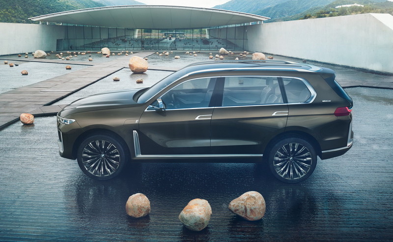 預覽《BMW》電能概念 《X7 iPerformance》&《i Vision Dynamics》法蘭克福連袂登場 預覽《BMW》電能概念 《X7 iPerformance》&《i Vision Dynamics》法蘭克福連袂登場