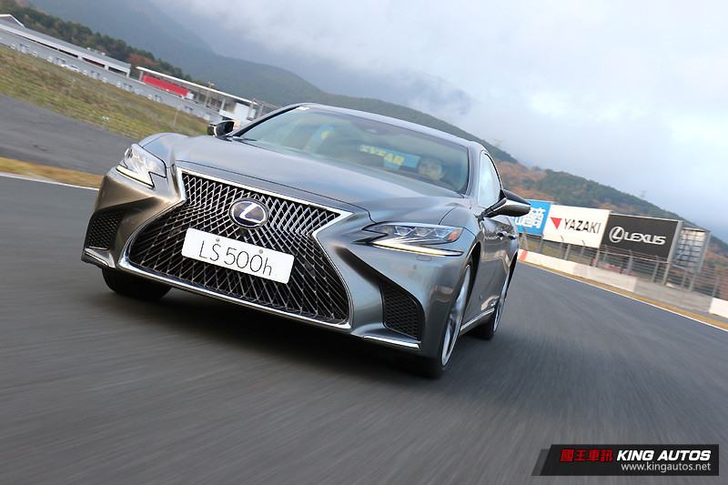 十年磨一劍 ─ 全新第五代《Lexus LS 500h》富士賽道先行體驗 十年磨一劍 ─ 全新第五代《Lexus LS 500h》富士賽道先行體驗